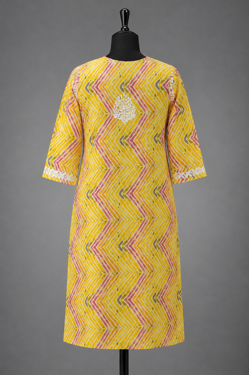 Kanak Noor Lucknowi Kurti
